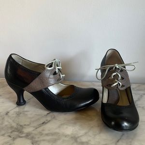 Fluevog Bellevues Mollie Johnson W7.5